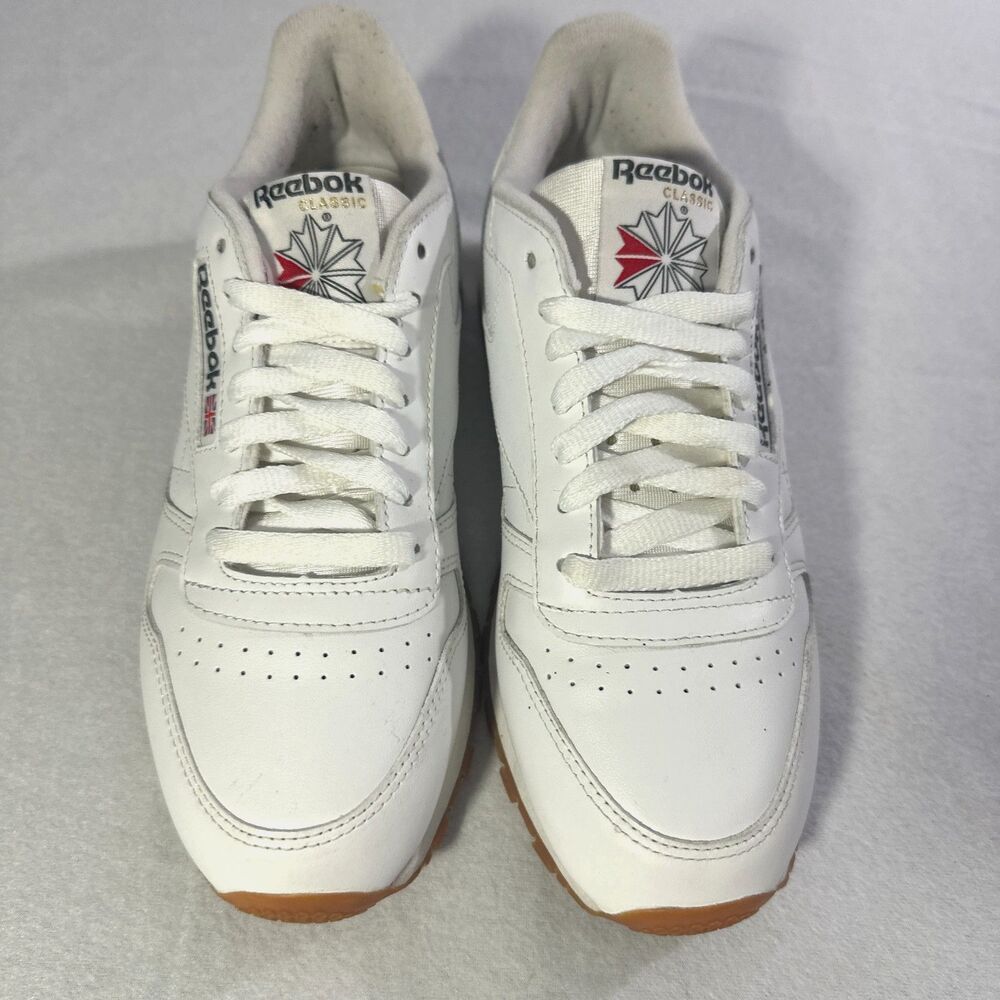 Reebok Classics Shoes Mens Size 7 White Athletic Walking Sneakers